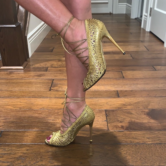 Tom Ford Shoes - Tom Ford Gold Lace up pumps 37.5